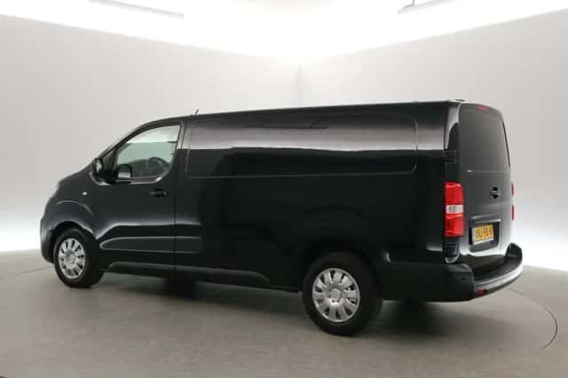 Opel Vivaro (2021) thumbnail 4