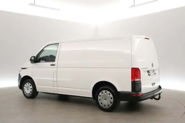 Volkswagen Transporter (2020) thumbnail 4