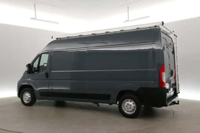 Opel Movano (2023) thumbnail 4
