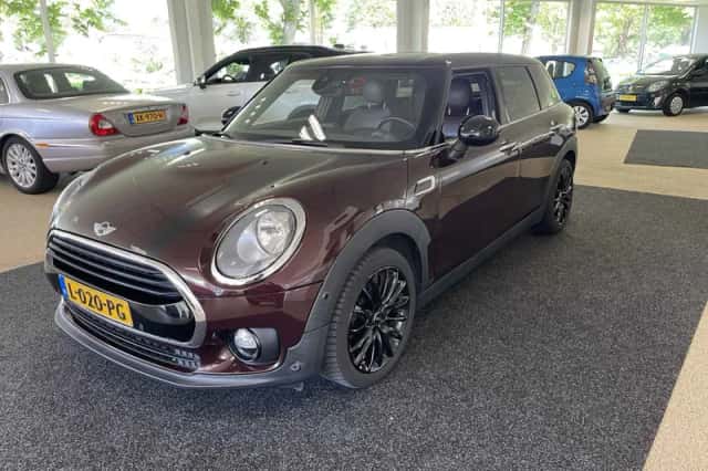 MINI Clubman (2016) thumbnail 1