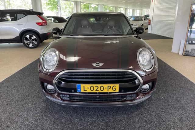 MINI Clubman (2016) thumbnail 4