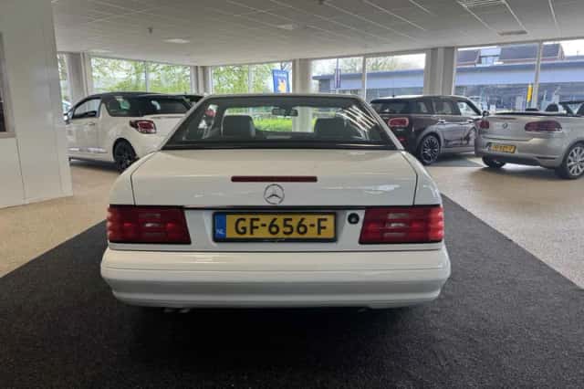Mercedes-Benz SL-Klasse (1998) thumbnail 3