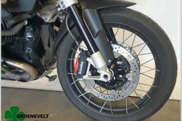 BMW R (2015) thumbnail 3