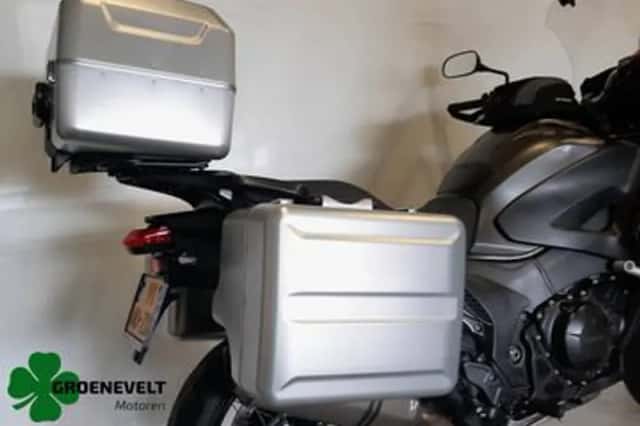 Honda VFR (2014) thumbnail 2