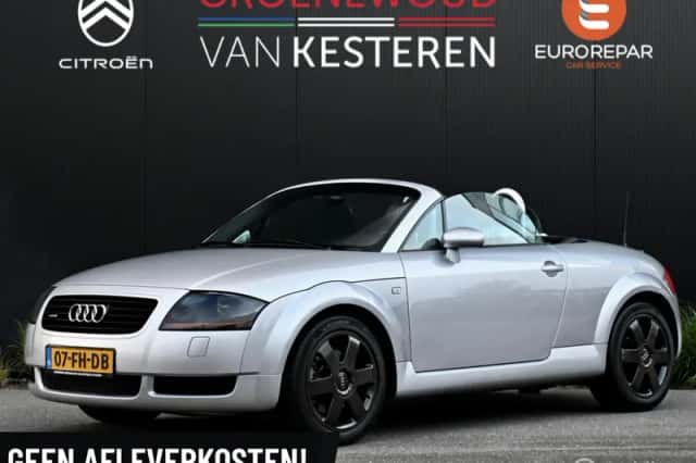 Audi TT (2000) thumbnail 2