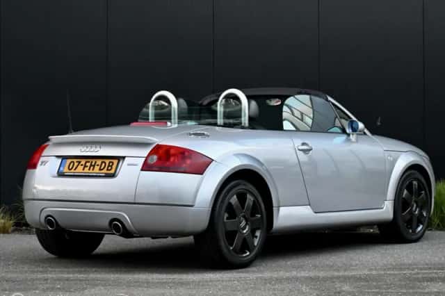 Audi TT (2000) thumbnail 4