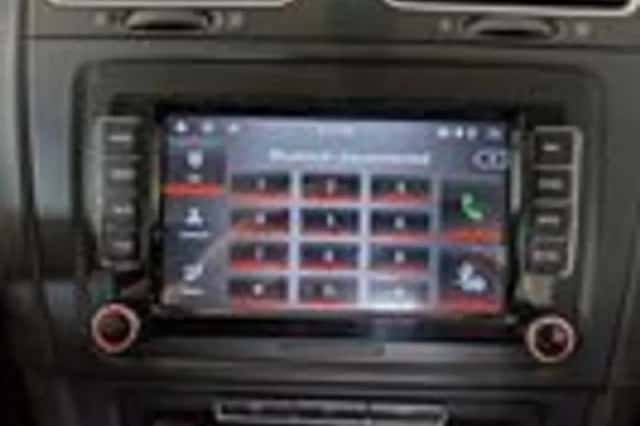 Volkswagen Golf (2010) thumbnail 15