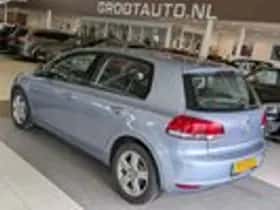 Volkswagen Golf (2010) thumbnail 3