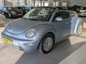 Volkswagen Beetle (2003) thumbnail 2