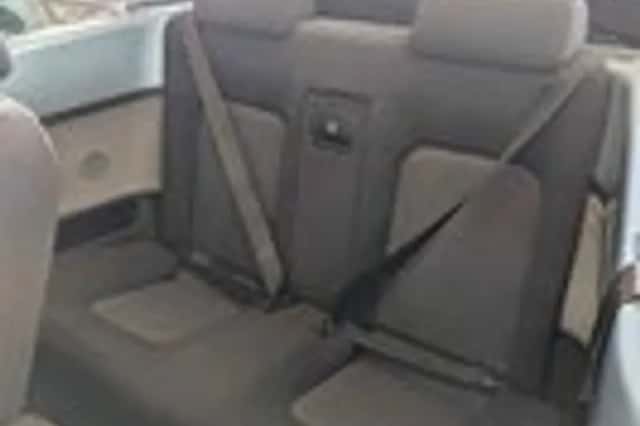 Volkswagen Beetle (2003) thumbnail 7