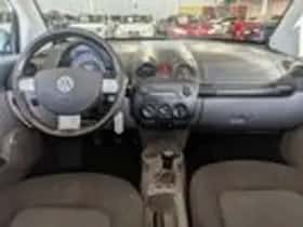 Volkswagen Beetle (2003) thumbnail 8