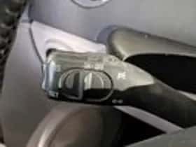 Volkswagen Beetle (2003) thumbnail 10