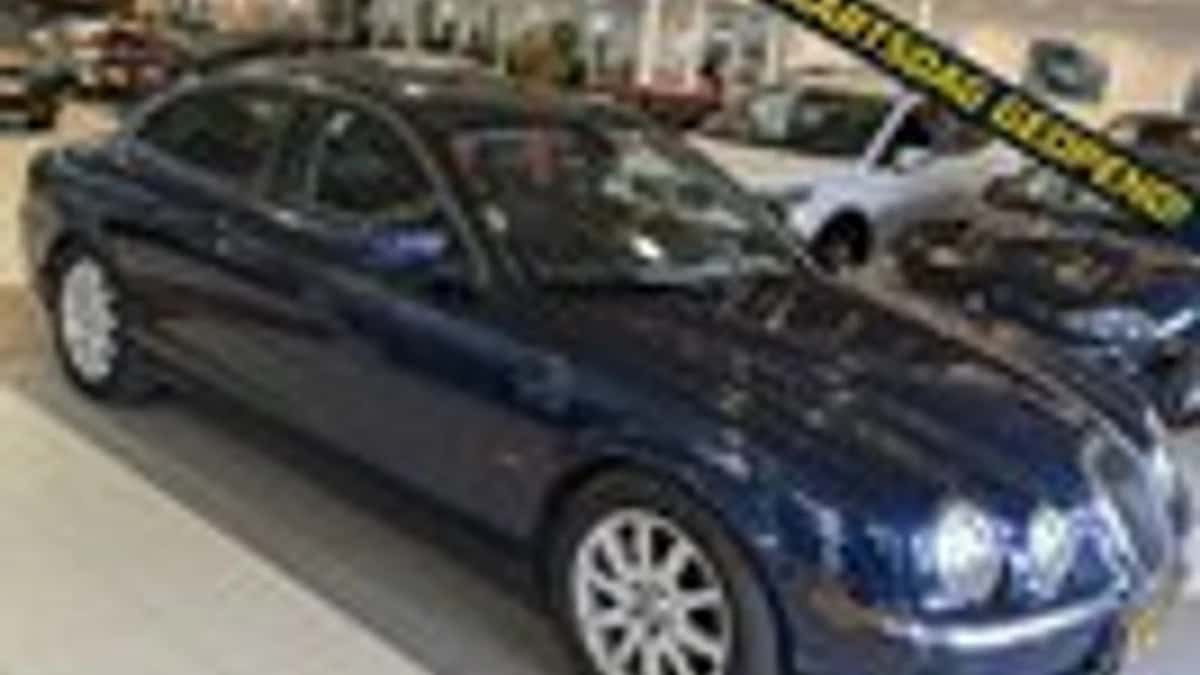Jaguar S-Type (1999) — foto 1