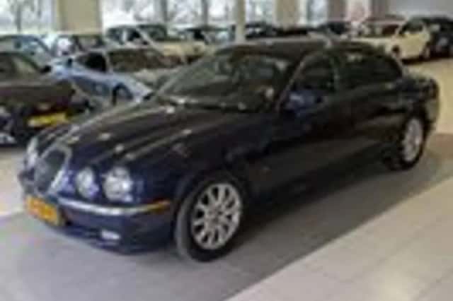 Jaguar S-Type (1999) thumbnail 2