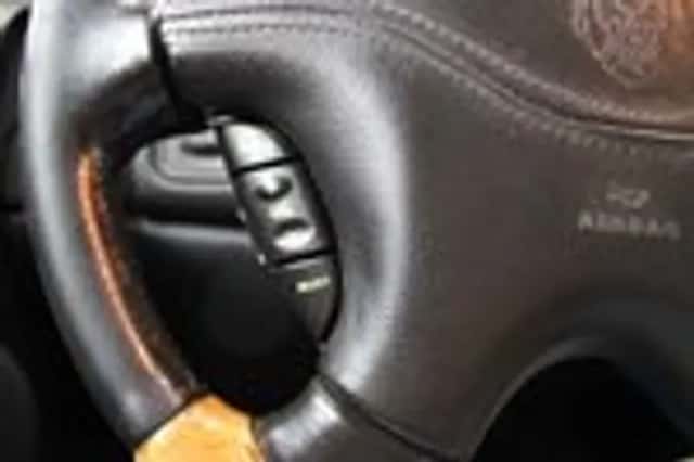 Jaguar S-Type (1999) thumbnail 11