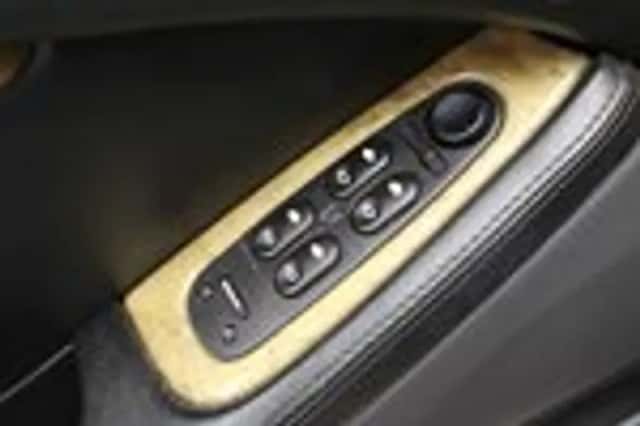 Jaguar S-Type (1999) thumbnail 10