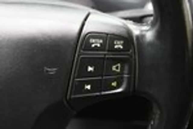 Volvo C30 (2010) thumbnail 11