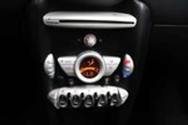 MINI Clubman (2008) thumbnail 16