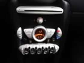 MINI Clubman (2008) thumbnail 16