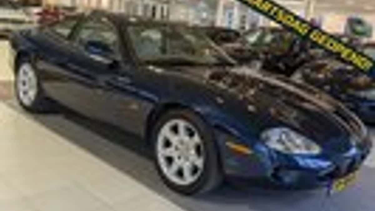 Jaguar XK8 (1998) — foto 1