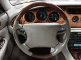 Jaguar XK8 (1998) thumbnail 13