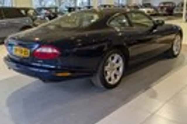Jaguar XK8 (1998) thumbnail 4
