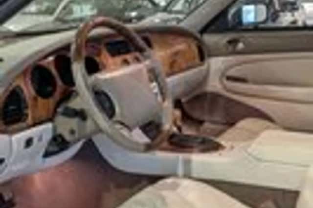 Jaguar XK8 (1998) thumbnail 9