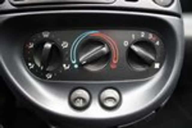 Ford Ka (2005) thumbnail 12