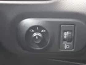 Citroën C4 Cactus (2015) thumbnail 13