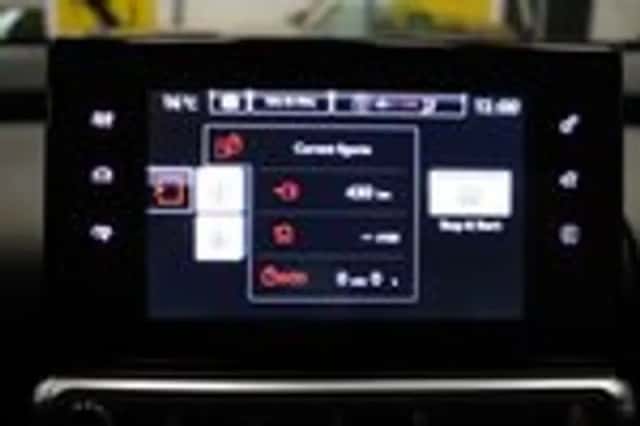 Citroën C4 Cactus (2015) thumbnail 18