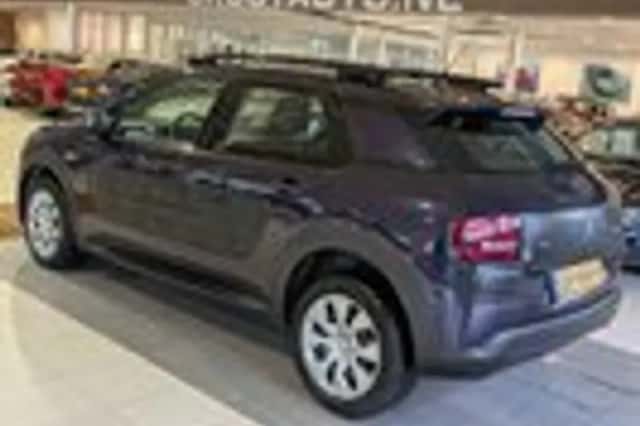 Citroën C4 Cactus (2015) thumbnail 3