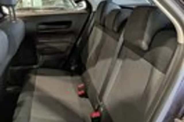 Citroën C4 Cactus (2015) thumbnail 7