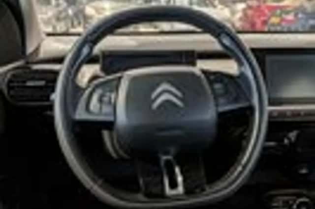 Citroën C4 Cactus (2015) thumbnail 10