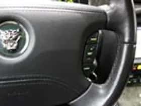 Jaguar XJR (2003) thumbnail 17
