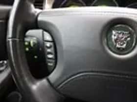 Jaguar XJR (2003) thumbnail 18