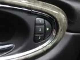 Jaguar XJR (2003) thumbnail 23