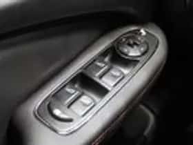 Jaguar XJR (2003) thumbnail 24