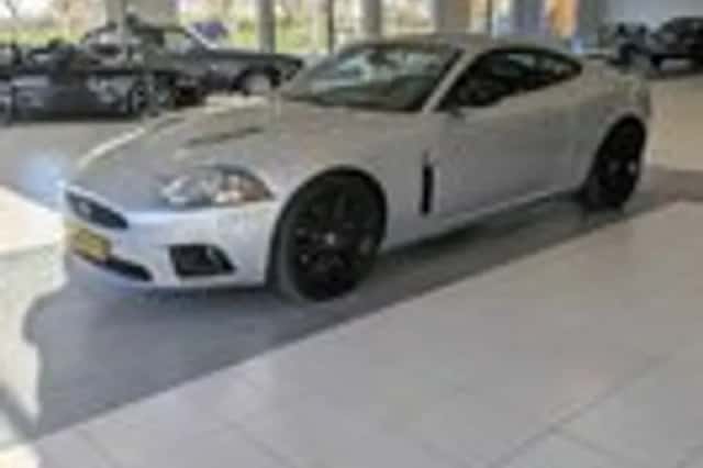 Jaguar XKR (2009) thumbnail 2