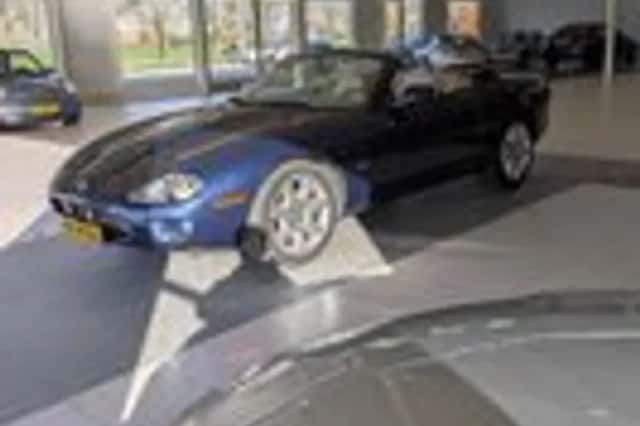 Jaguar XK8 (2000) thumbnail 19