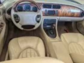 Jaguar XK8 (2000) thumbnail 8