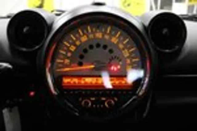 MINI Paceman (2013) thumbnail 12