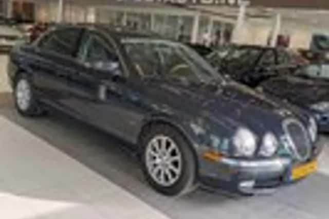 Jaguar S-Type (2000)