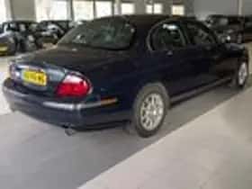 Jaguar S-Type (2000) thumbnail 4