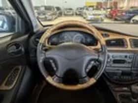Jaguar S-Type (2000) thumbnail 9