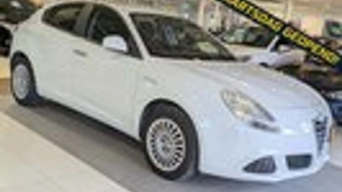 Alfa Romeo Giulietta (2010) — foto 1
