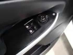 Alfa Romeo Giulietta (2010) thumbnail 16