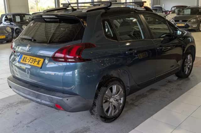 Peugeot 2008 (2016) thumbnail 4
