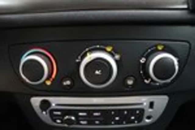 Renault Mégane (2014) thumbnail 11