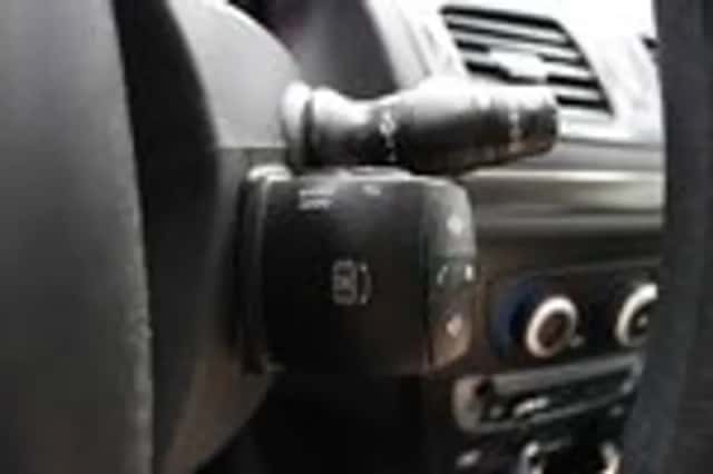 Renault Mégane (2014) thumbnail 16