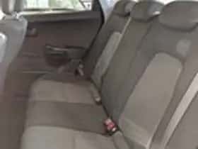 Kia Cee'd (2011) thumbnail 7
